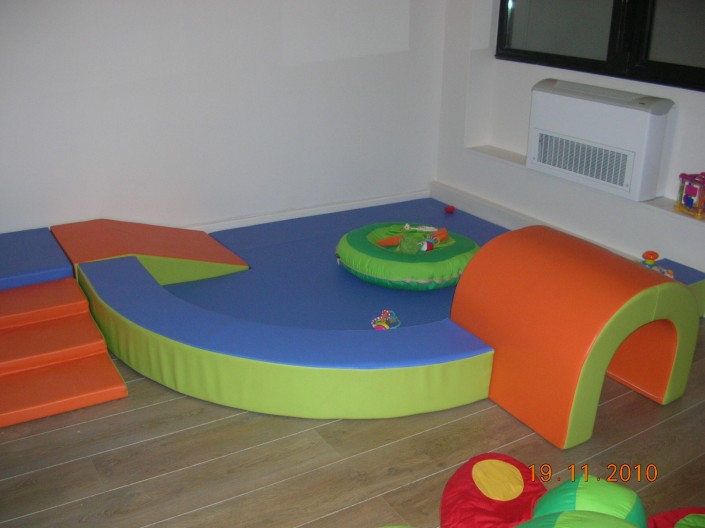 Crèche Tassin | explorateur – motricité bébé Crèche Tassin | explorateur - motricité bébé